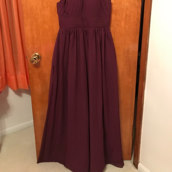 Brand new, never worn Noras long chiffon halter bridesmaid dress in plum, size 4 - Picture 2 of 5